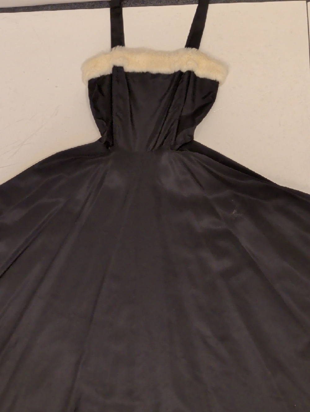 Vintage 50s Party Dress Fit & Flare Black Taffeta w/ Cream Fur Trim Fit XS 0 - Picture 9 of 10